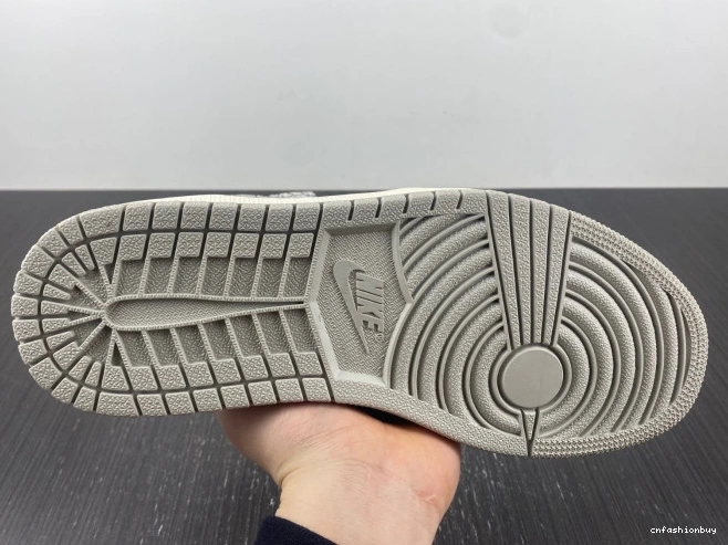 OG Air High 1 DZ5485-052 Jordan Cement White 1120